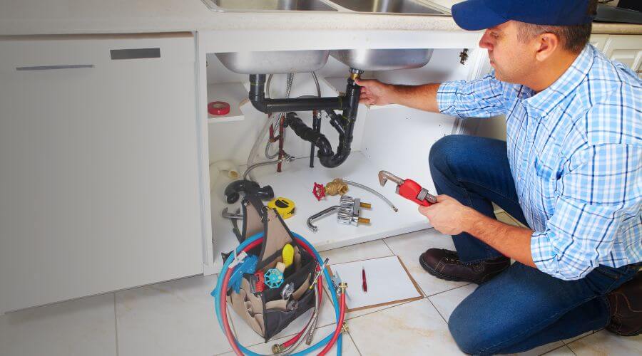 Professional emergency plumbing in Louann, AR